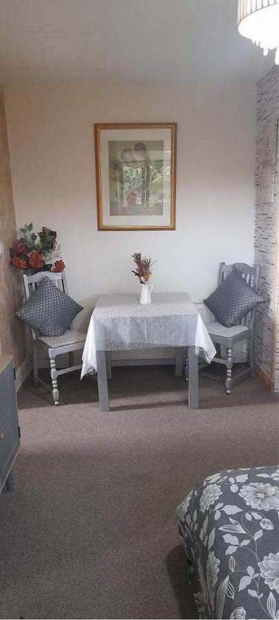 North Lodge Self Contained Guest Accommodations Kilkea Exteriör bild